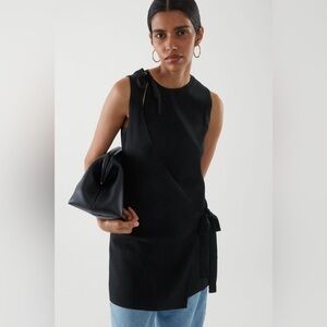 NWT COS Knit Sleeveless Cutout Wrap Vest Top in Black Sz XS
